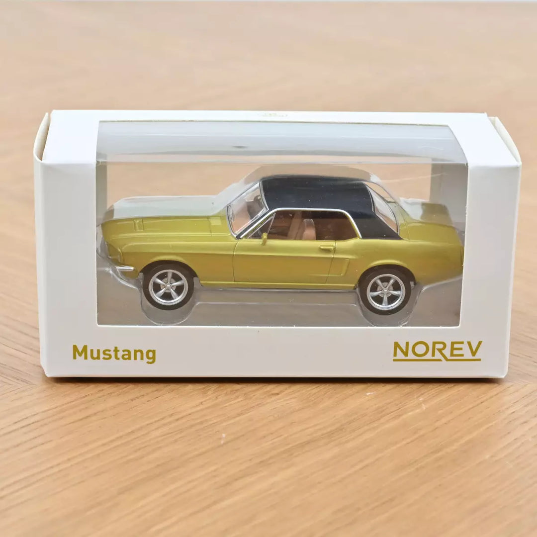 Ford Mustang Coupe 1968 Gold - ألعاب الأطفال