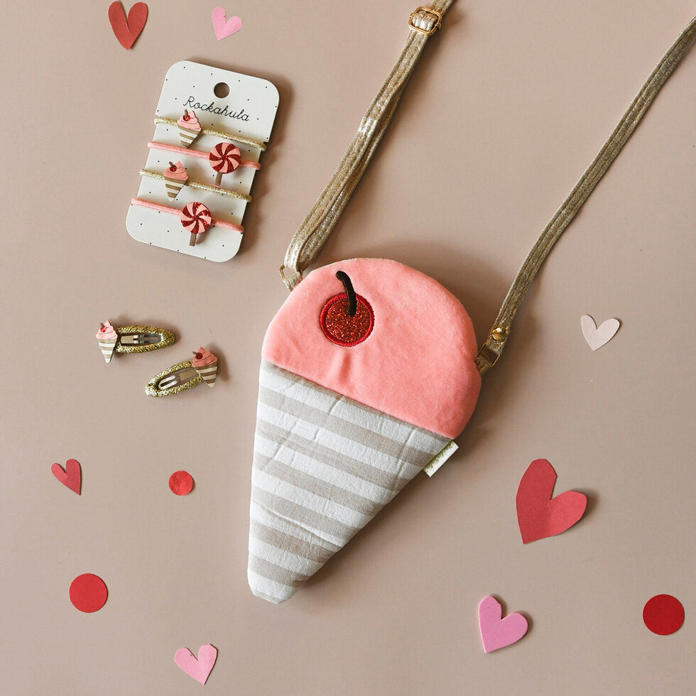 Very Cherry Ice Cream Clips - مستلزمات